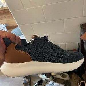 Johnston Murphy Business Casual Sneaker